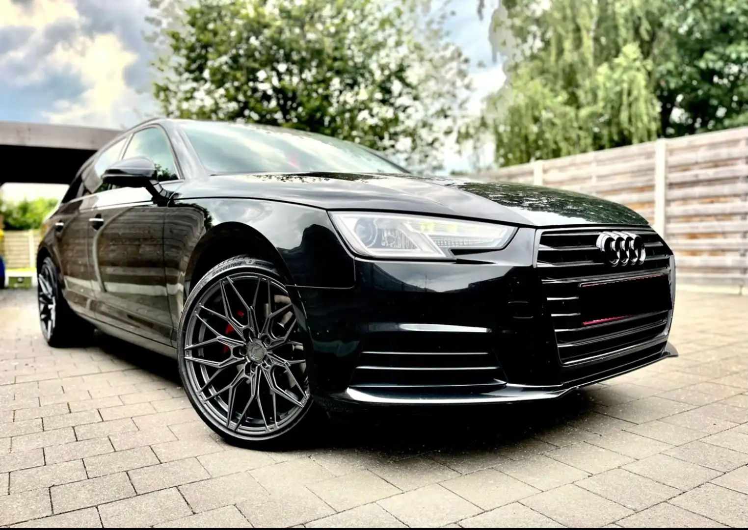Audi A4 A4 Avant 2.0 TDI Noir - 1