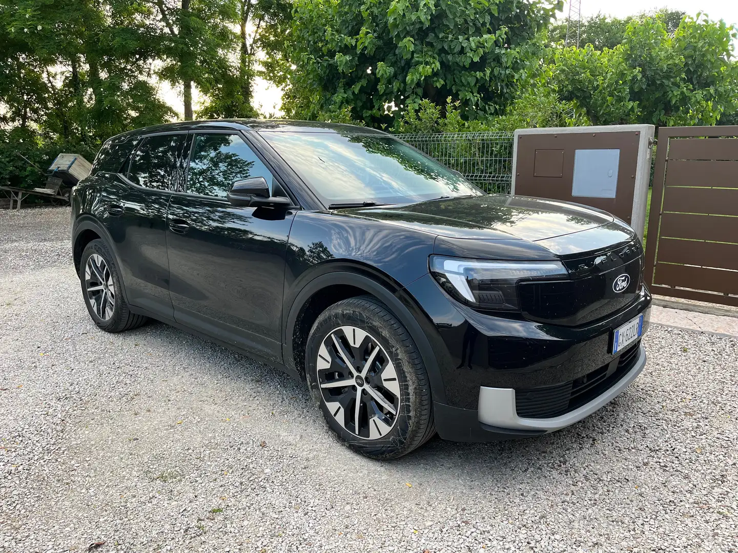 Ford Explorer Explorer EV EV 79kWh Extended Range rwd Fekete - 1