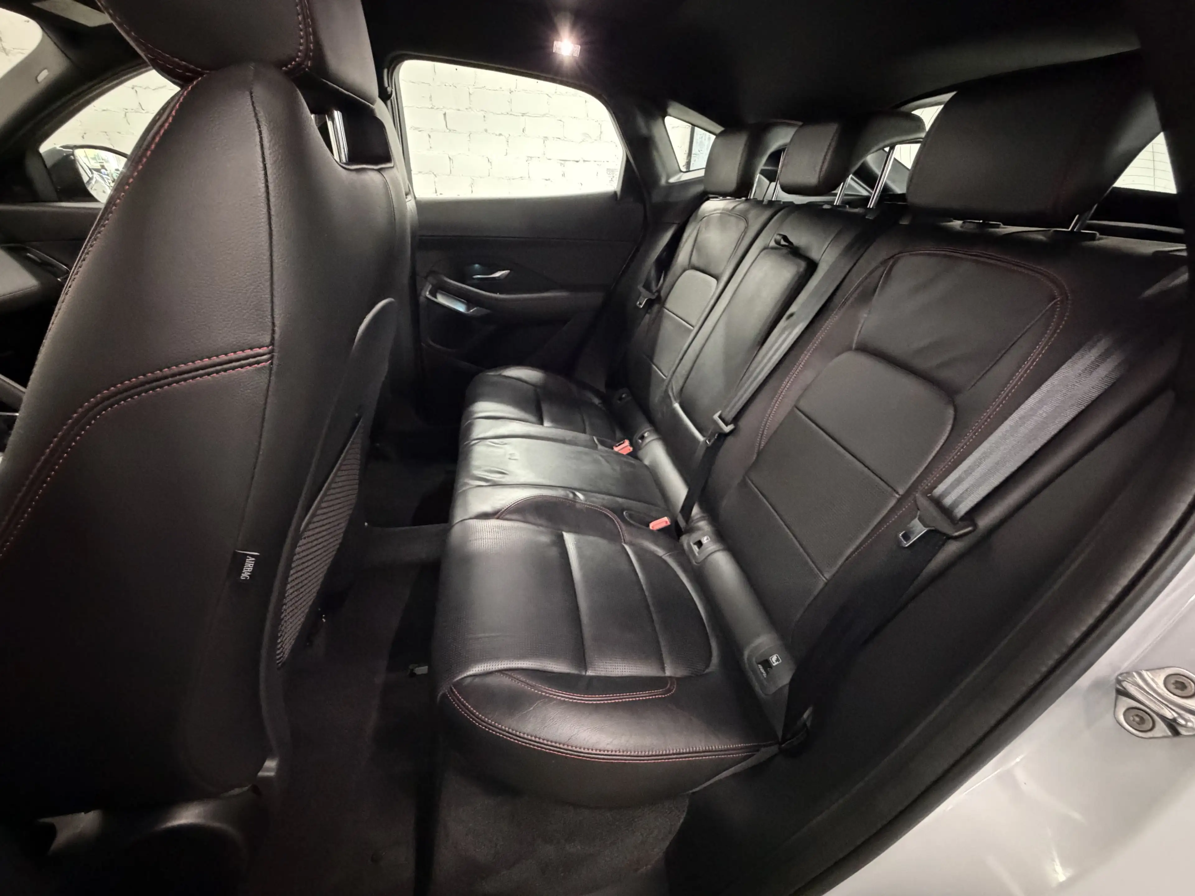 Jaguar E-Pace Chequered Flag AWD   TOTW.   RFK   AHK — photo 9