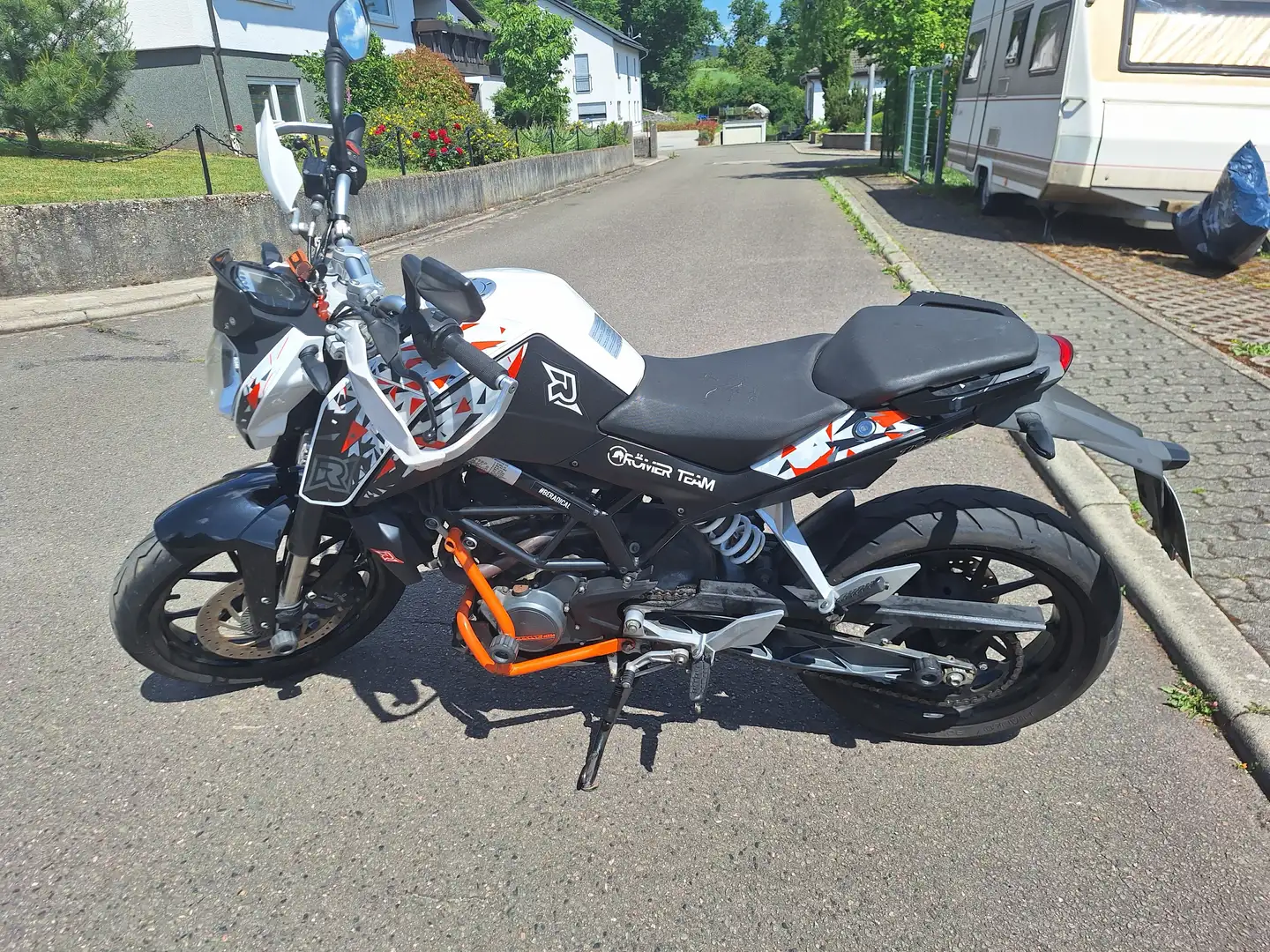 KTM 125 Duke Alb - 2