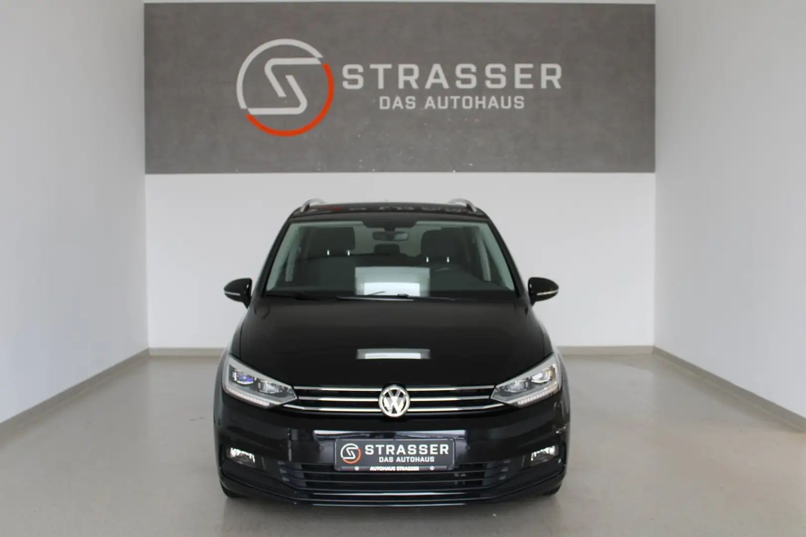 Volkswagen Touran Comfortline TDI SCR Schwarz - 2