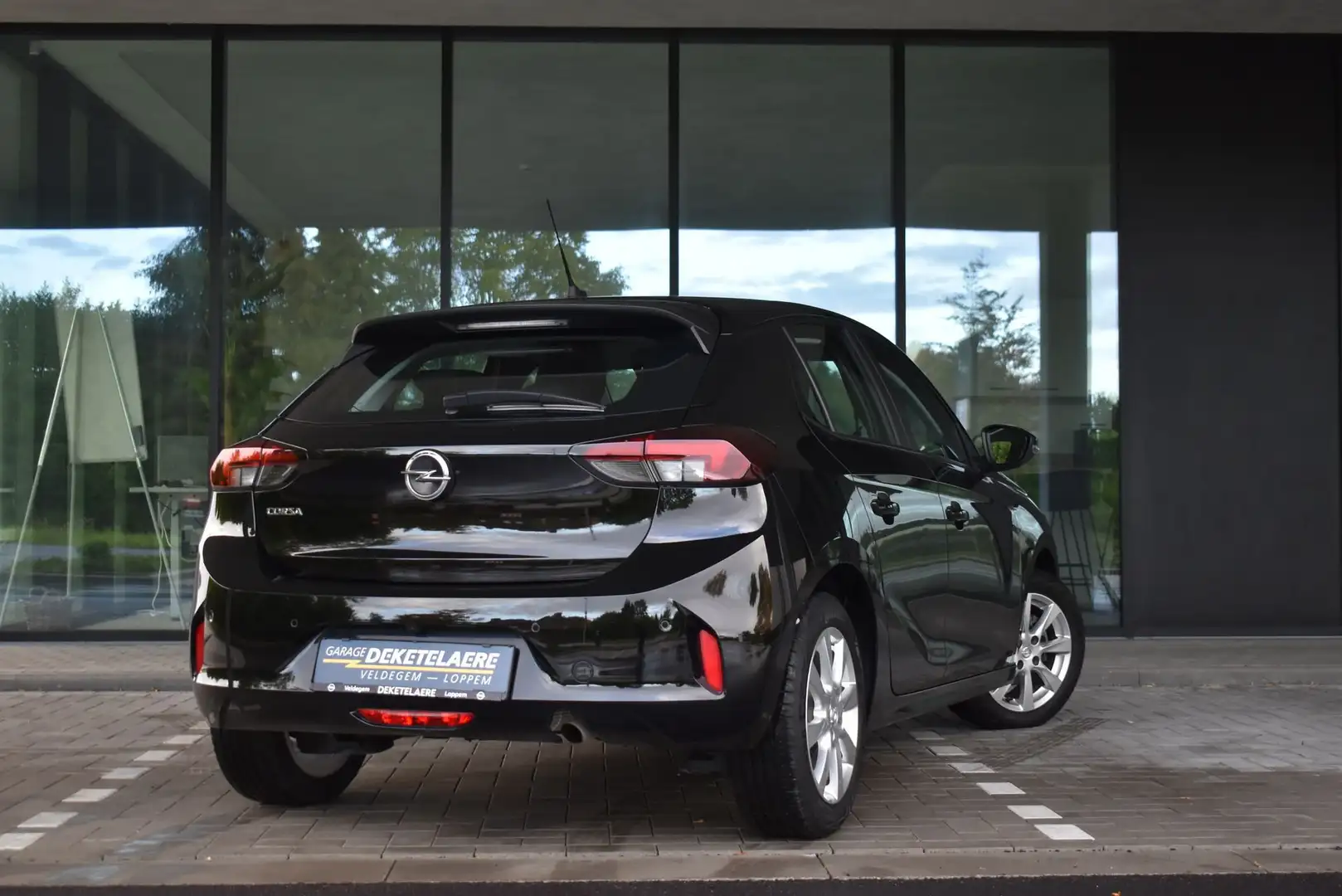 Opel Corsa 1.2 S/S Edition *Navi*Camera*Stuurverwarming Noir - 2