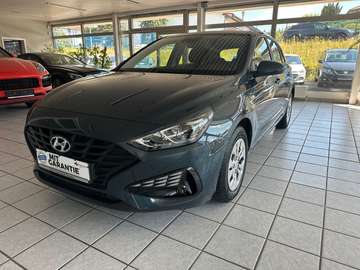1.5 Pure*PDC*Bluetooth*Tempo*LKA*DAB*