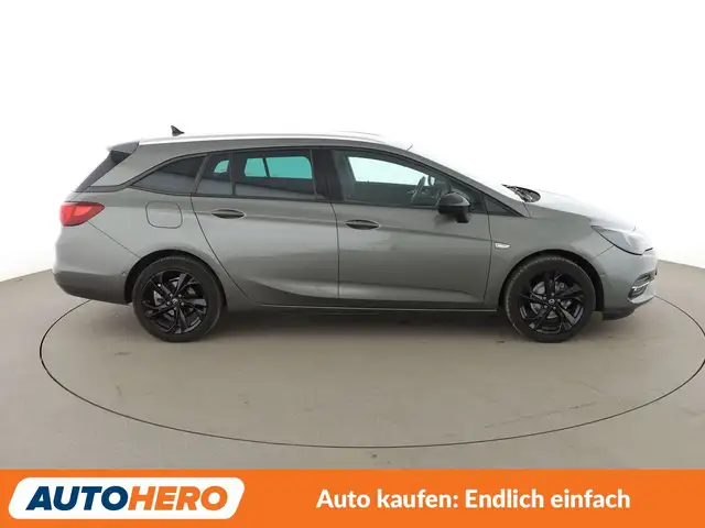 Opel Astra view 7