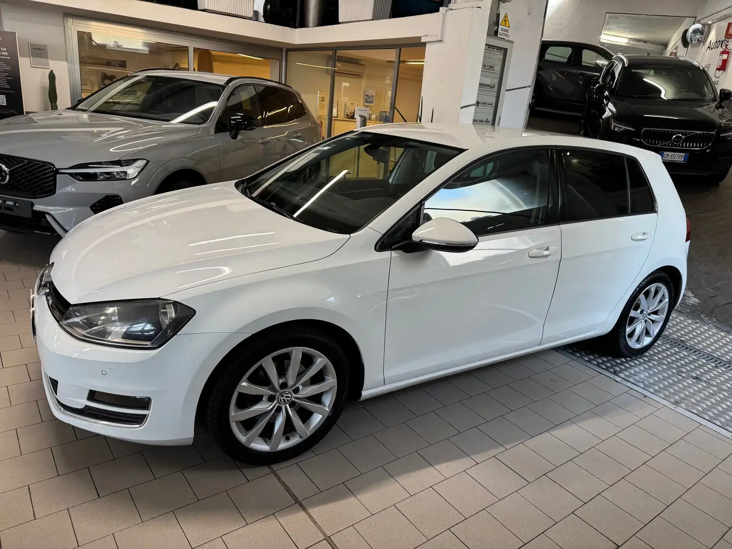Volkswagen Golf Golf VII 5p 2.0 tdi Highline 4motion 150cv Bianco - 1