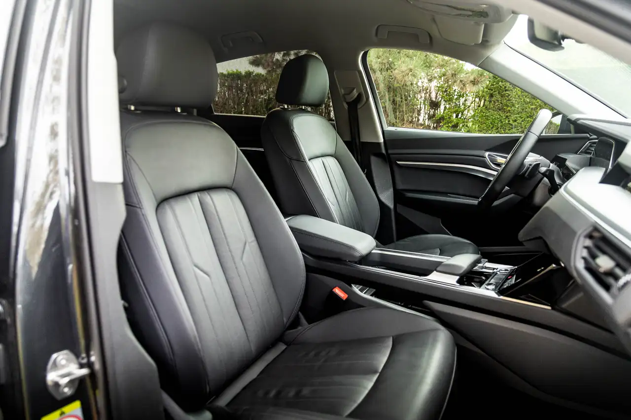 Audi e-tron - 22