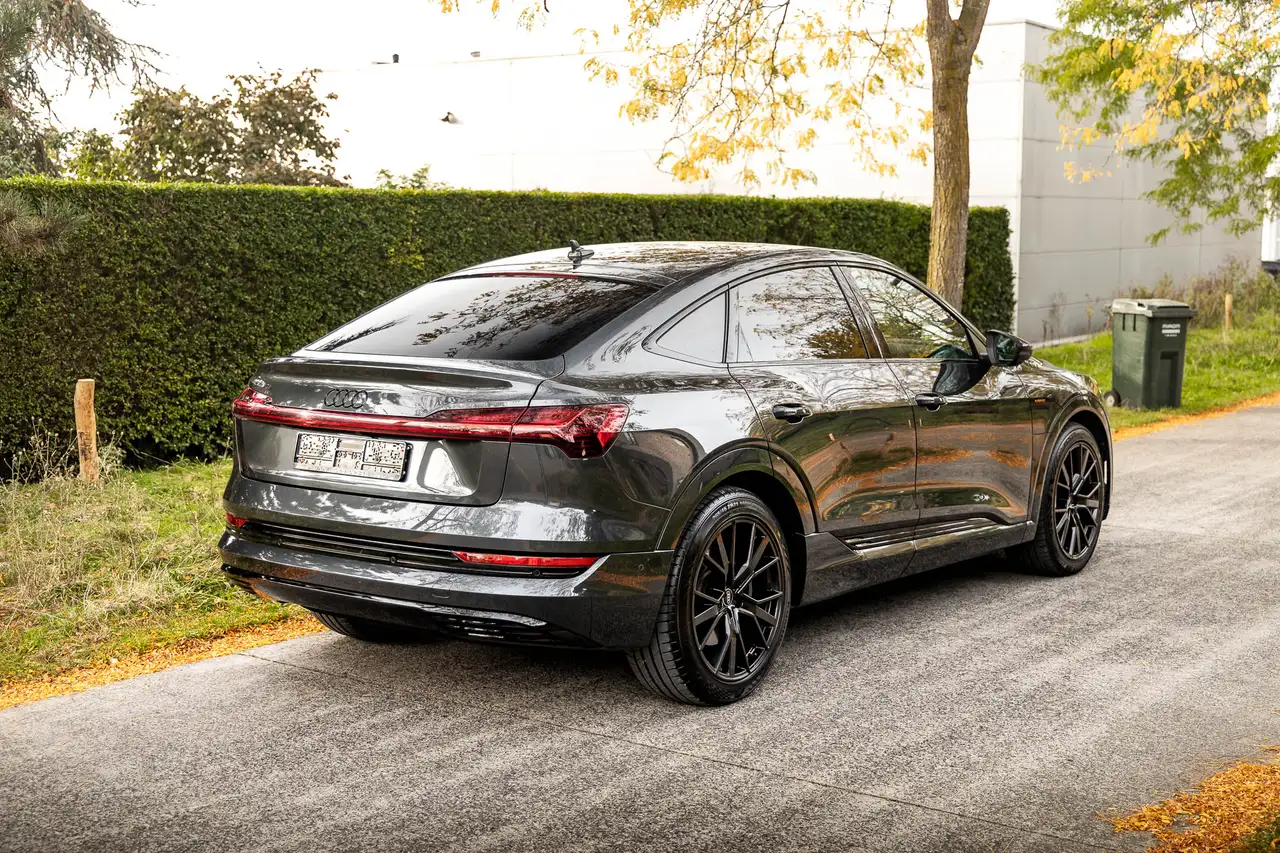 Audi e-tron - 23