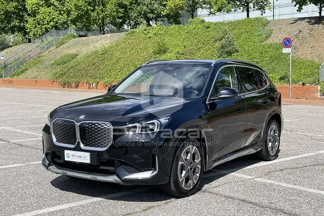 BMW iX1 iX1 eDrive 20 Special Edition