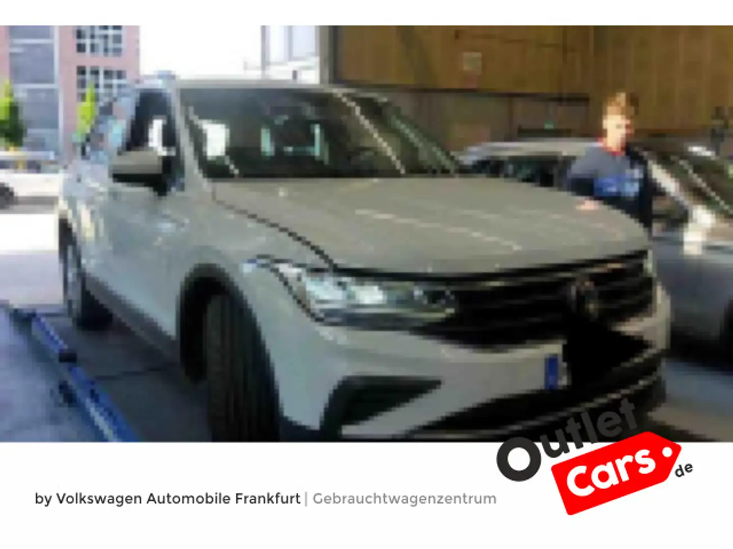 Volkswagen Tiguan 2.0 TSI DSG 4-Motion Life Navi LED DAB+ F Weiß - 1