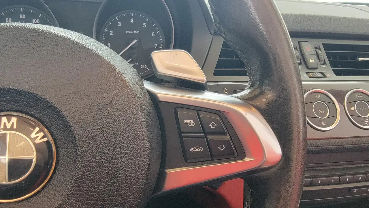 BMW Z4 снимка BMW Z4
