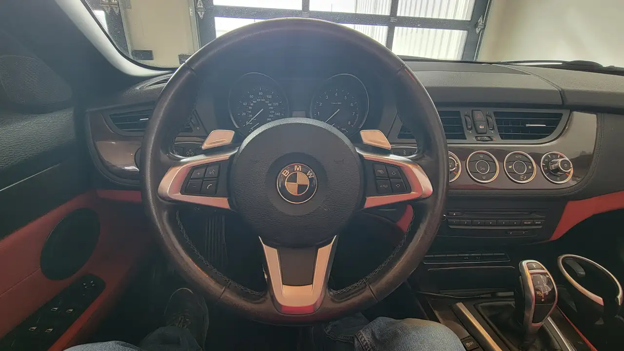 BMW Z4 снимка BMW Z4