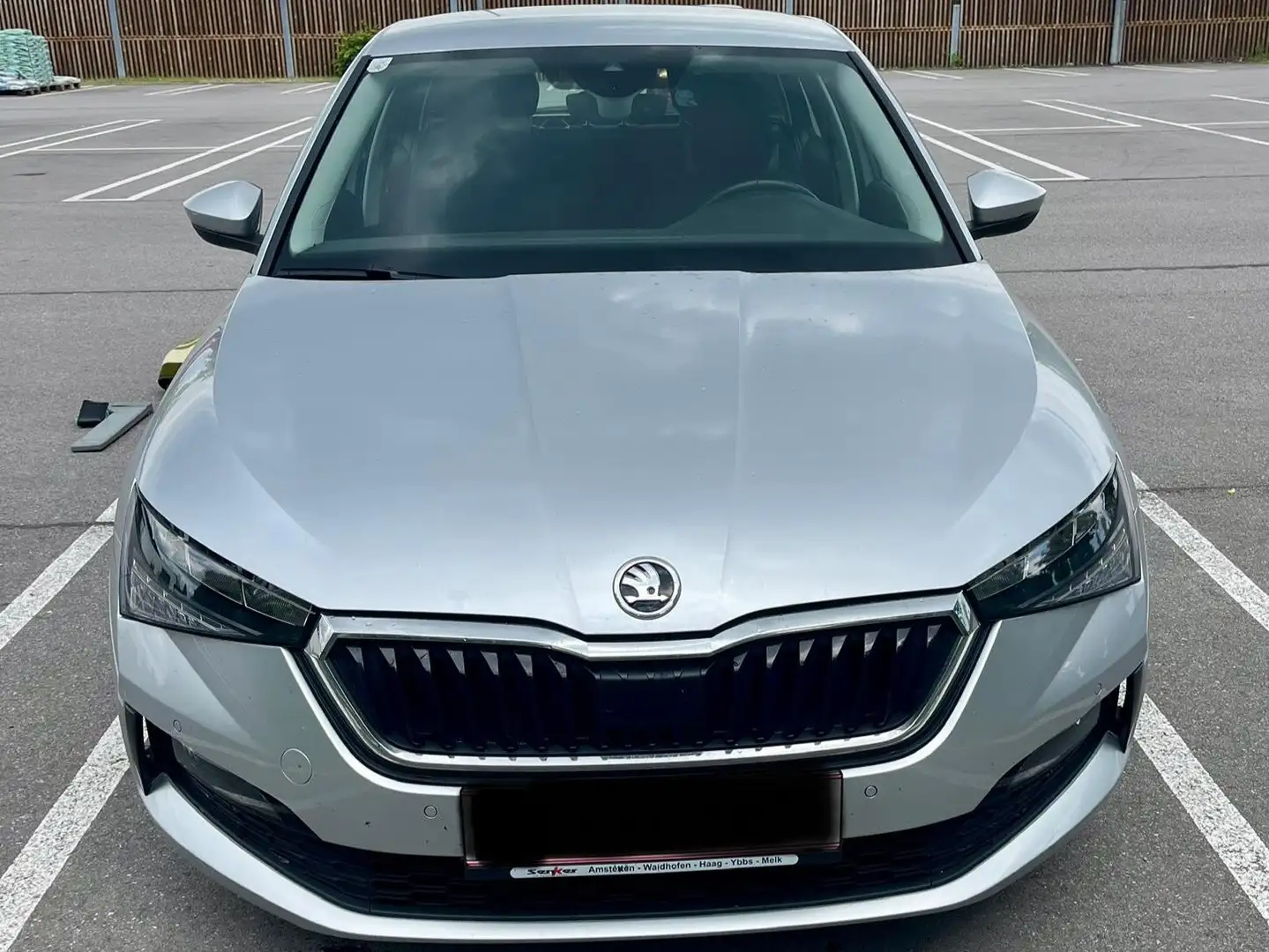Skoda Scala Scala 1,0 TSI Style DSG Style Silber - 2