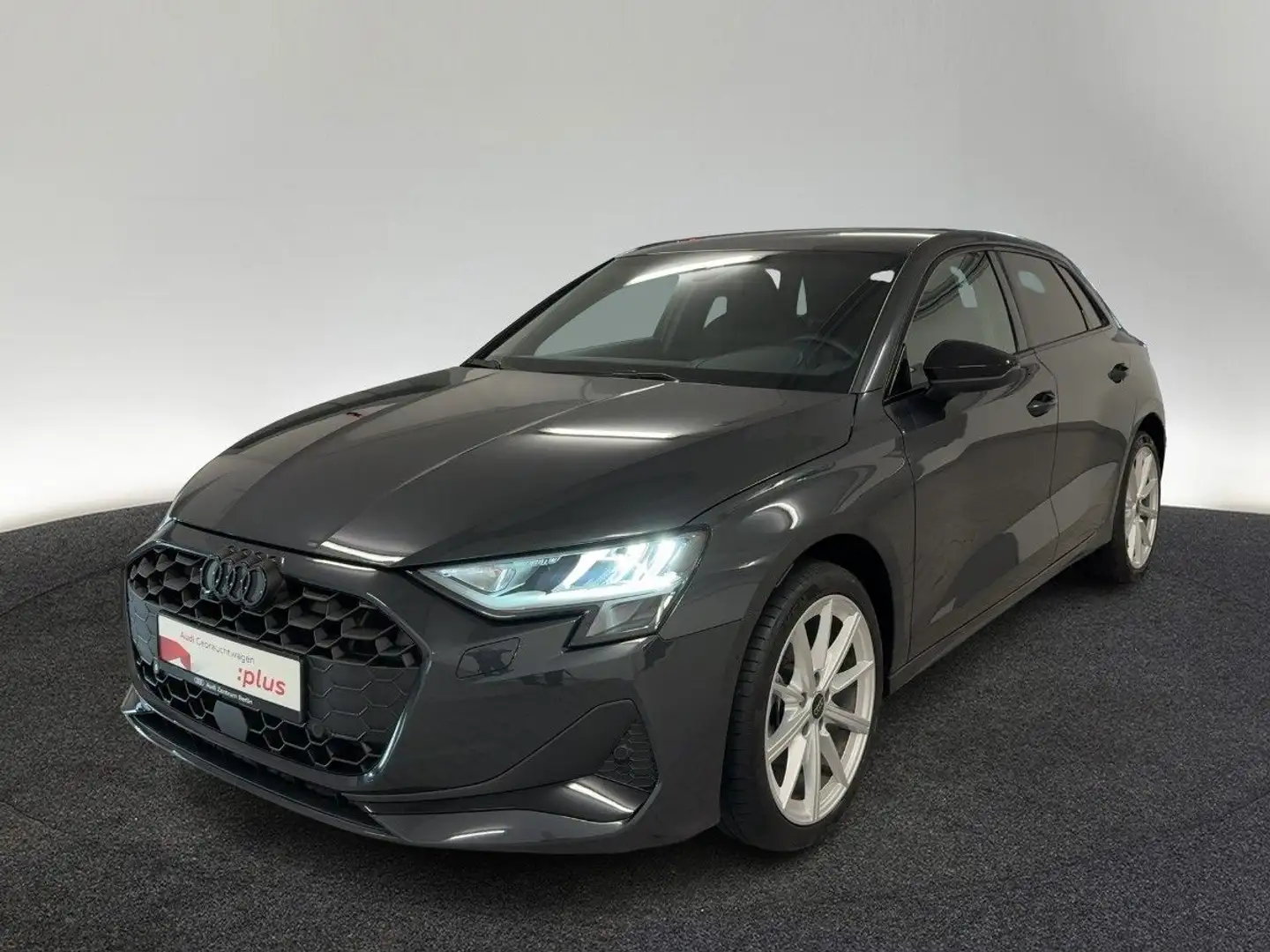 Audi A3 Advanced 35 TFSI S tr. AHK NAVI RFK Grau - 2