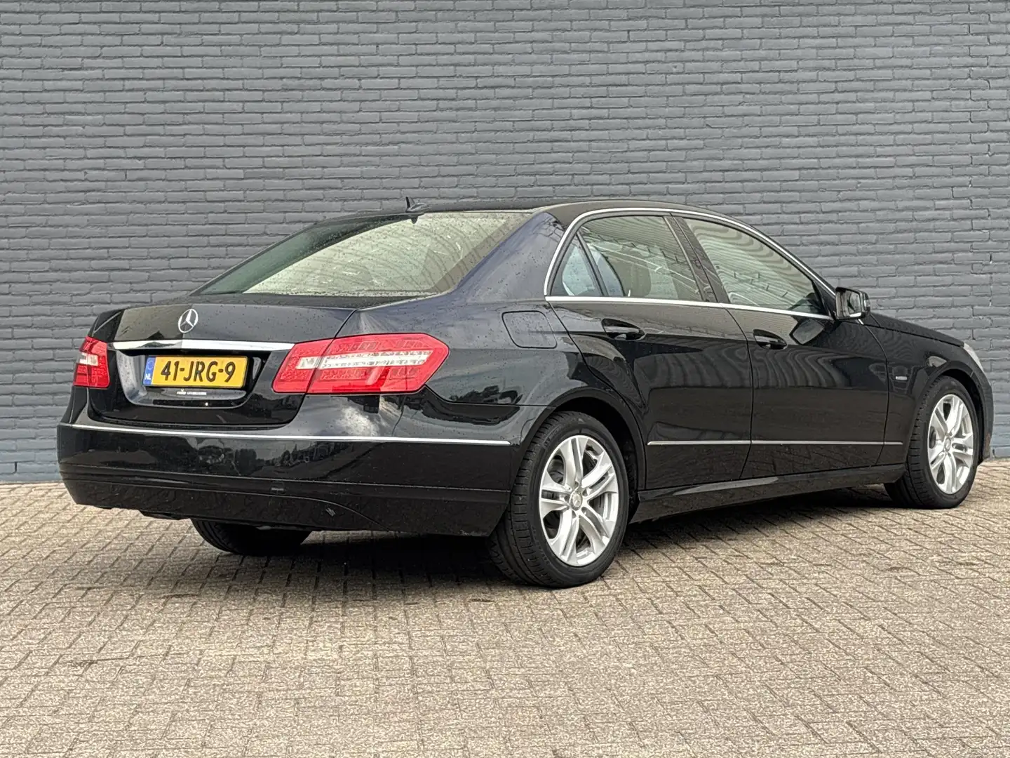 Mercedes-Benz E 250 CDI Avantgarde | Harman/Kardon | Leder | Pano | Xe Zwart - 2