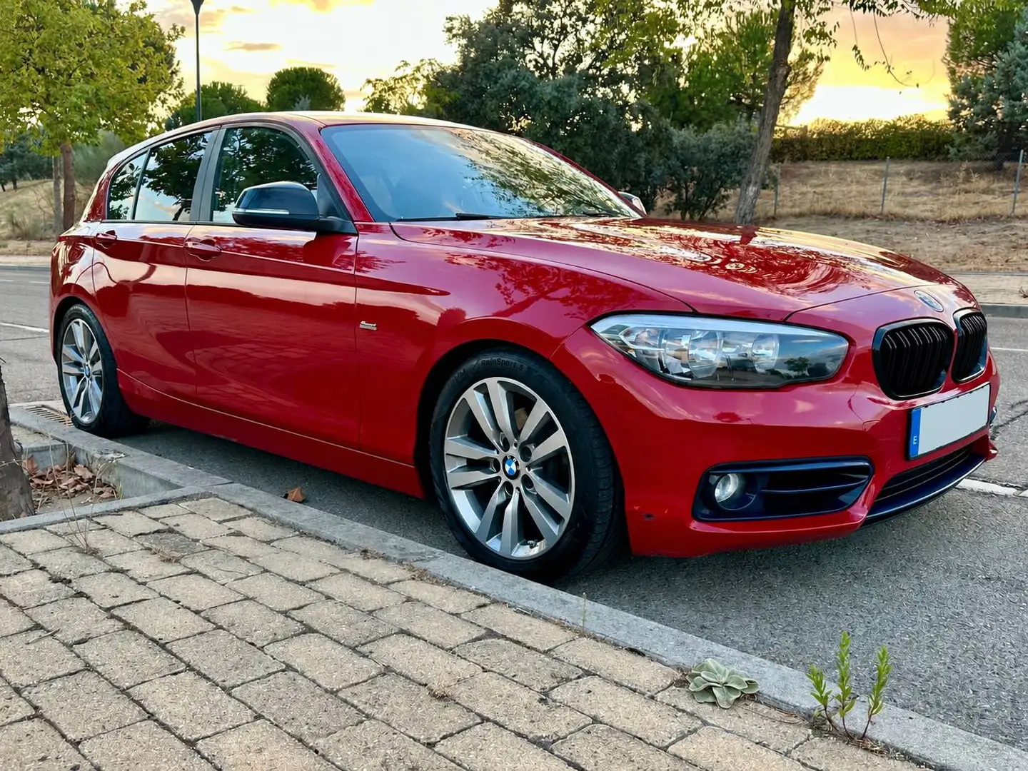 BMW 120 120i Rojo - 2