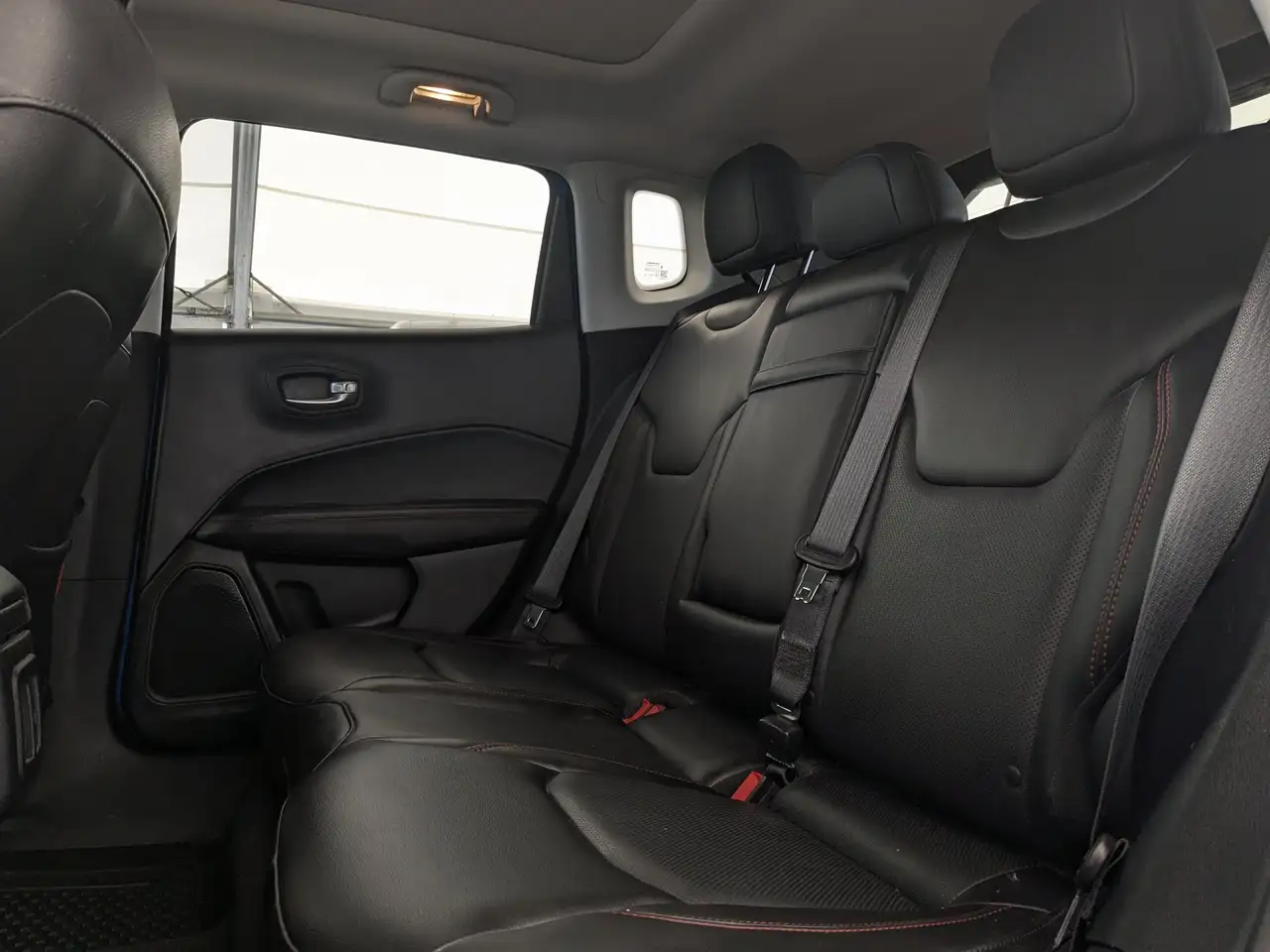 Jeep Compass photo Jeep Compass