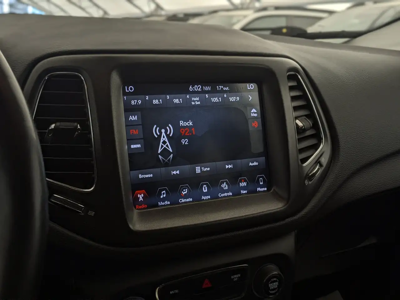 Jeep Compass photo Jeep Compass