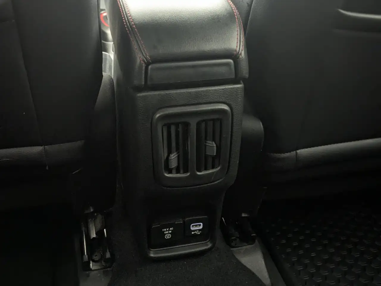 Jeep Compass photo Jeep Compass