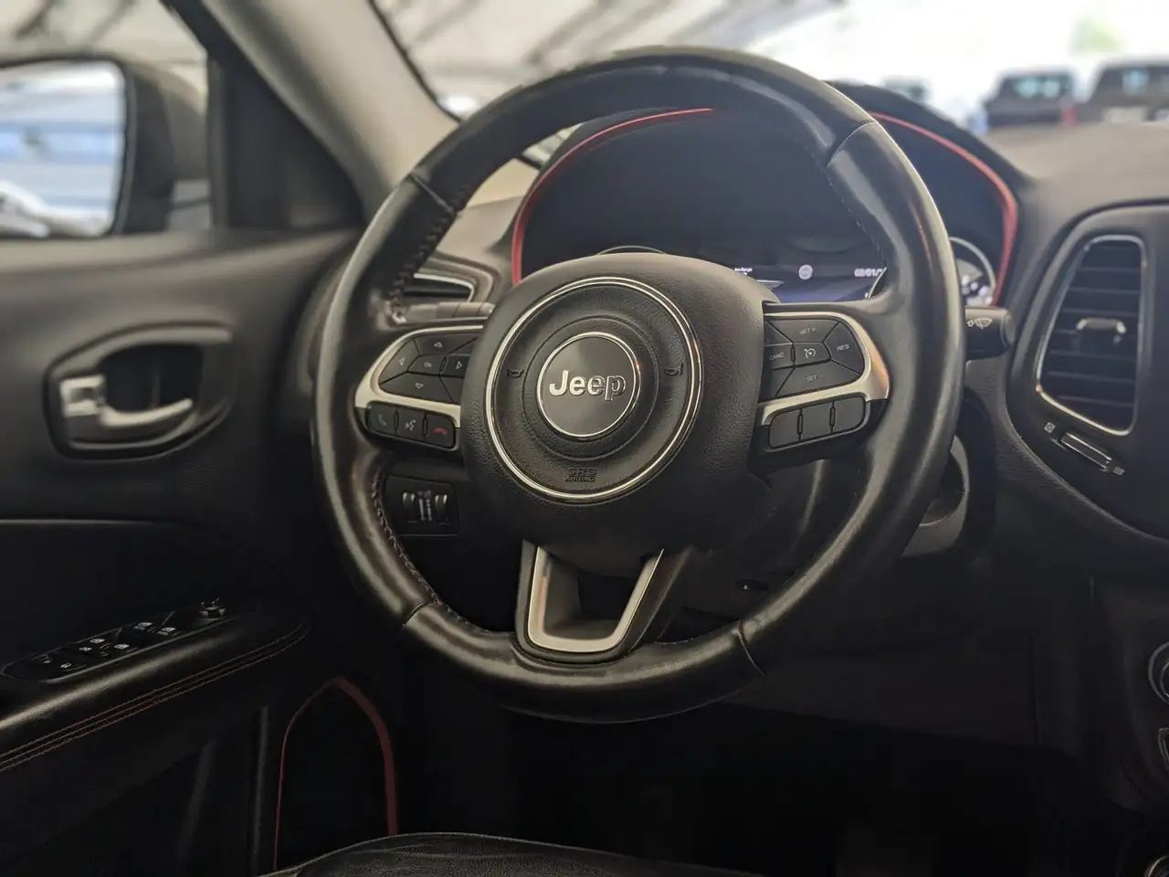 Jeep Compass photo Jeep Compass