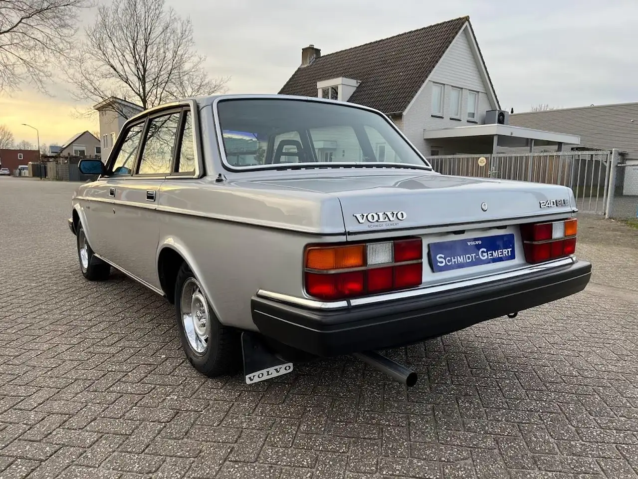 Volvo 240 2.3 GLE sedan 1983 met slechts 110.241 km!, foto 8