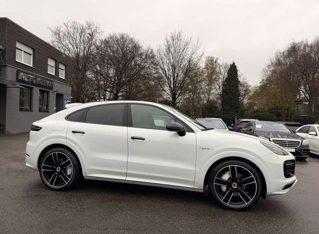 Porsche Cayenne Coupe E-Hybr SportDesign Inno/HUD/Chrono