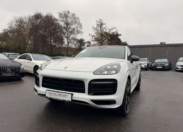Imagine Porsche Cayenne Coupe E-Hybr SportDesign Inno/HUD/Chrono