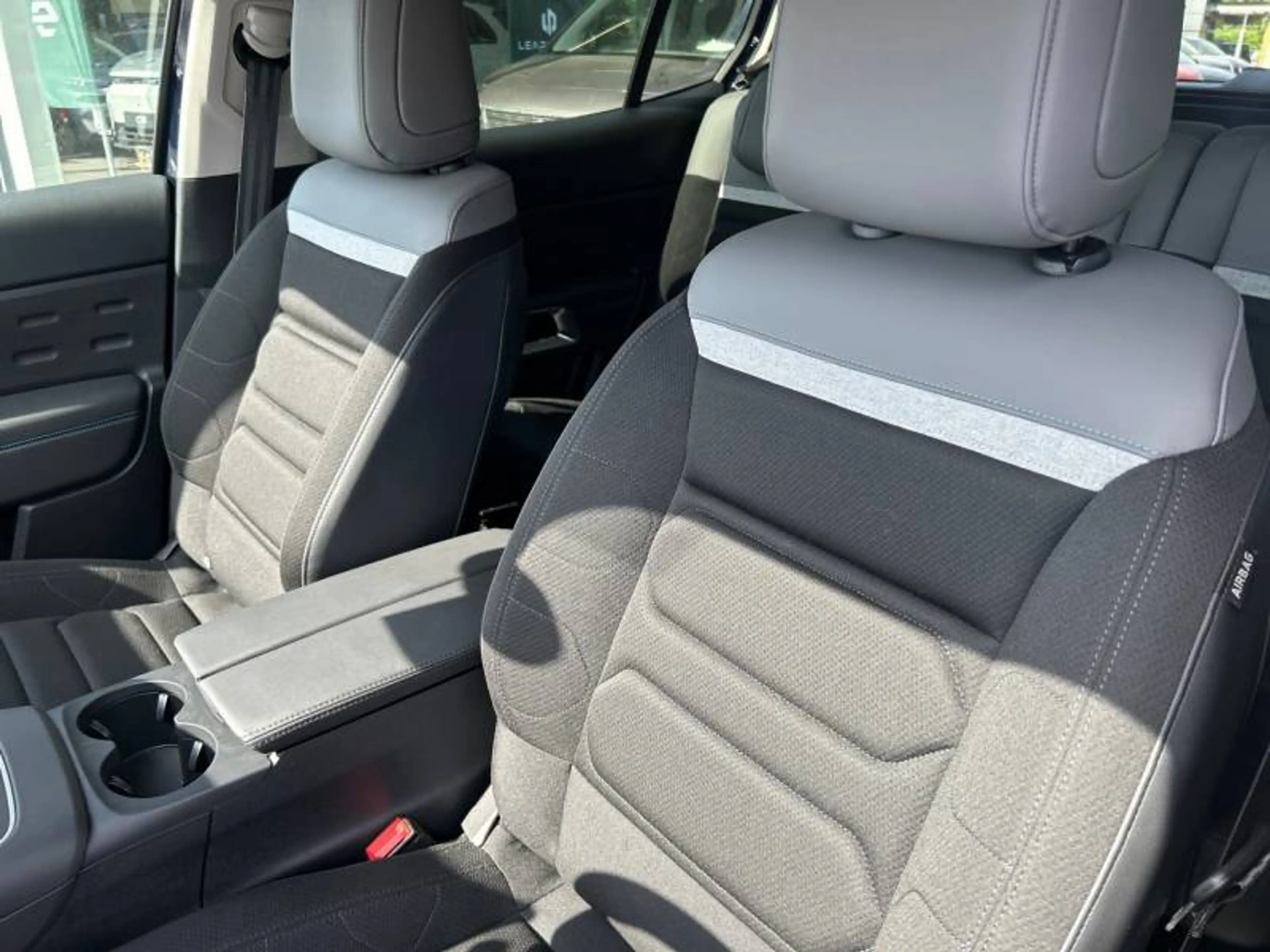 Citroen C5 Aircross 1 Hybrid 136 ë-DCS6 PLUS — photo 14