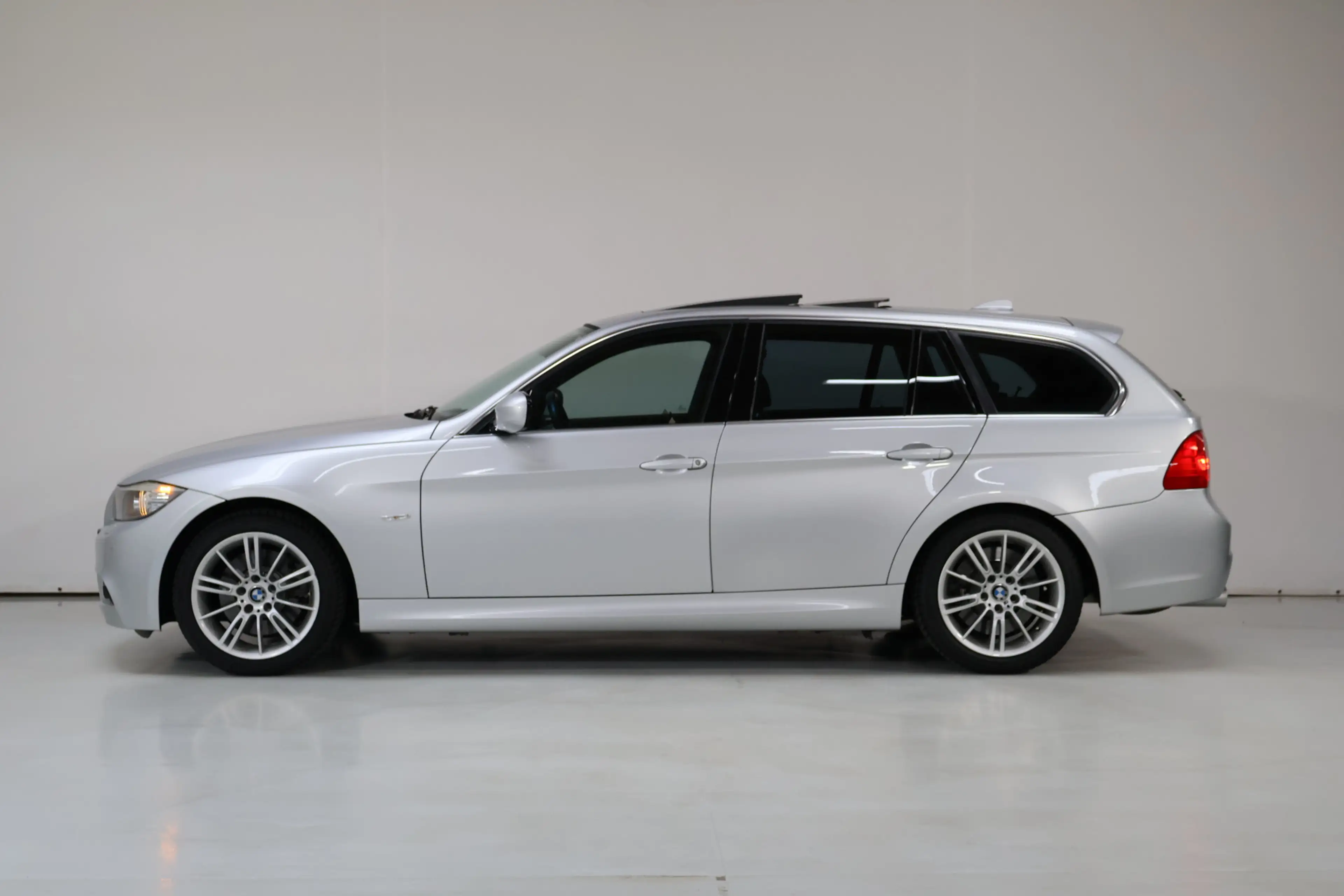 BMW 325 3-serie Touring 325xi M-Sport | NL-Auto | 100% Dea — photo 12