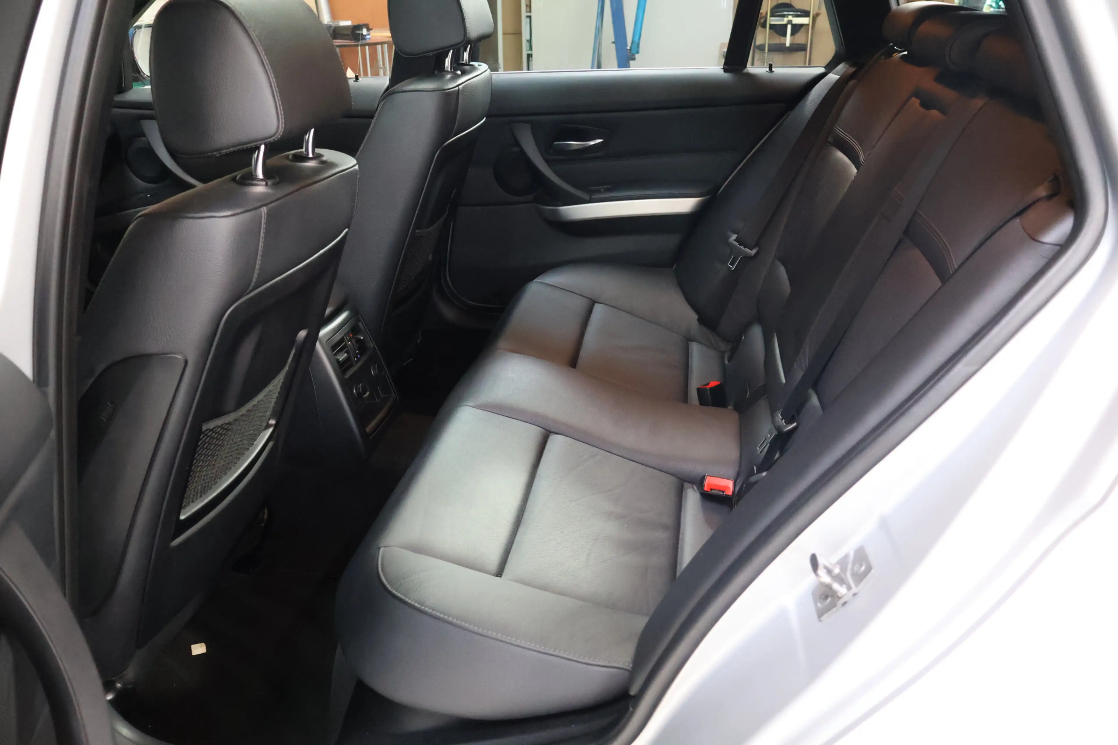 BMW 325 3-serie Touring 325xi M-Sport | NL-Auto | 100% Dea — photo 17