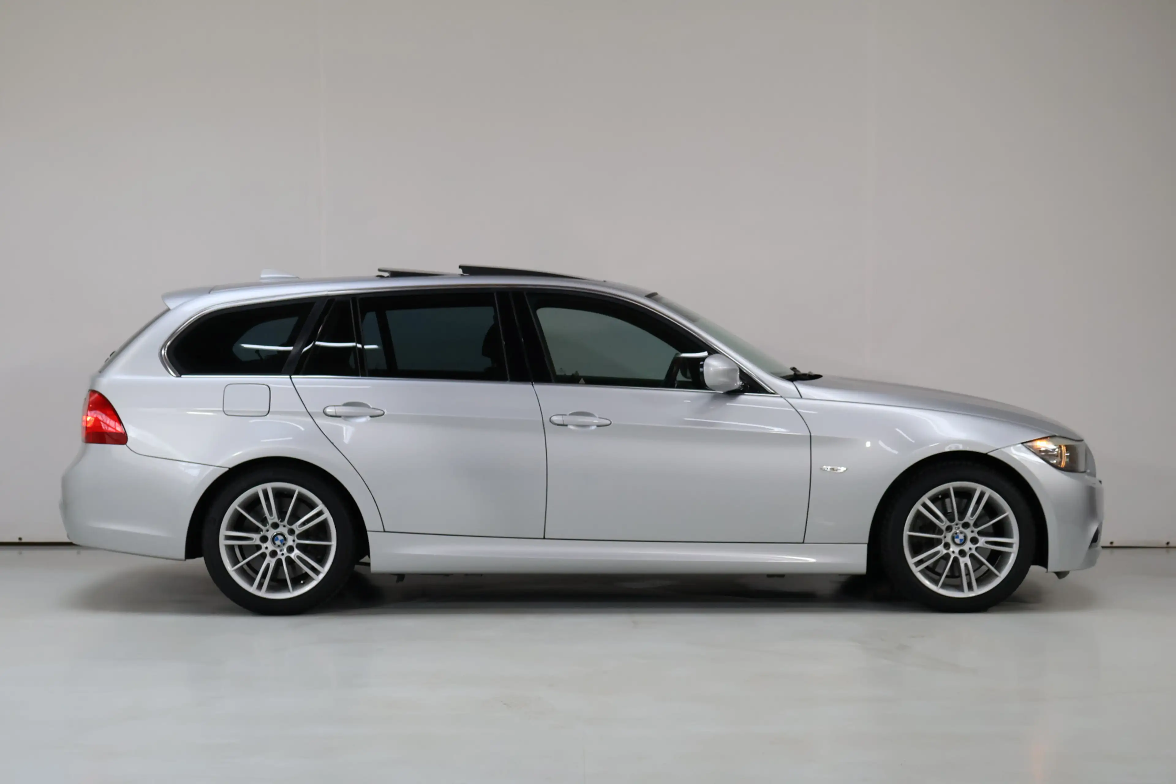 BMW 325 3-serie Touring 325xi M-Sport | NL-Auto | 100% Dea — photo 13