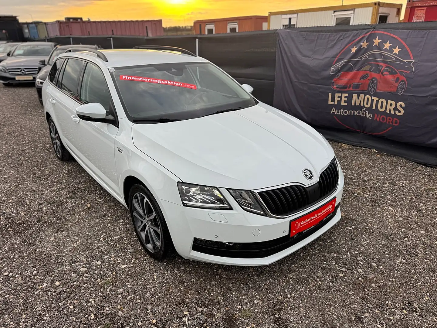 Skoda Octavia 2,0 TDI DSG - ACC - LED - Assist Package - TOP - Weiß - 2