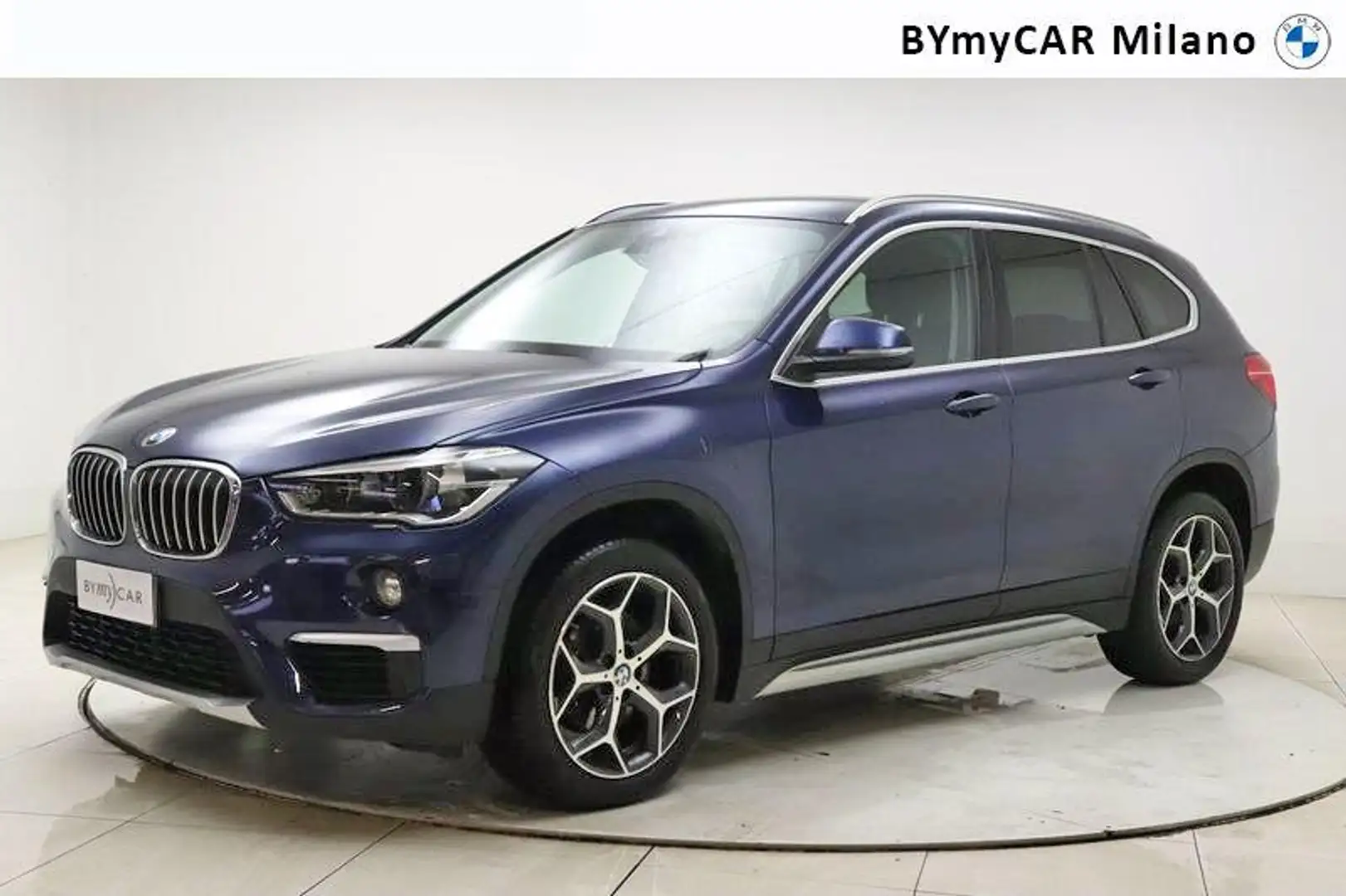 BMW X1 sdrive18d xLine auto my18 Black - 1