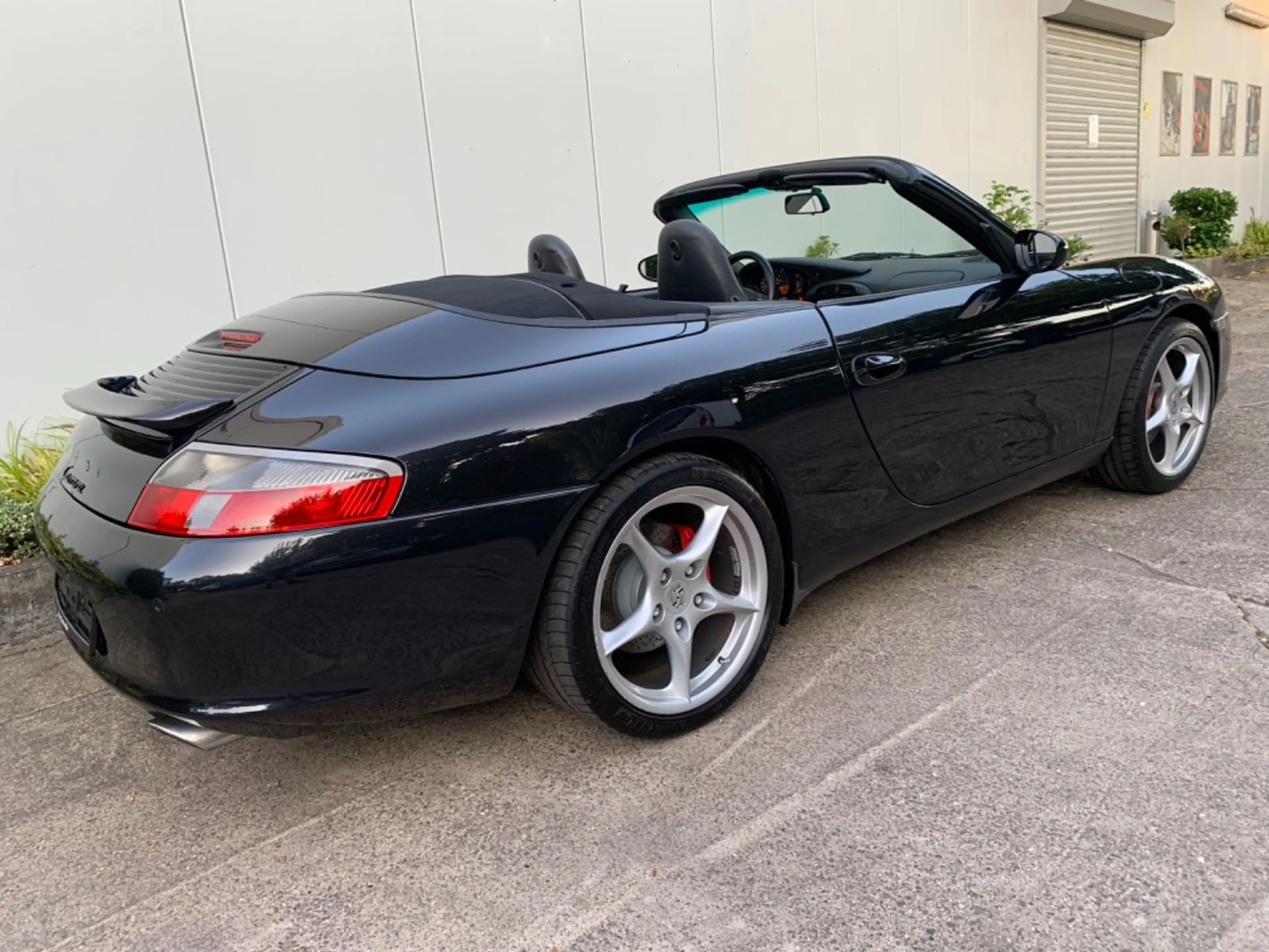 Porsche 996 Carrera Cabrio Navi, Klappe, sehr guter Zustand! — photo 2