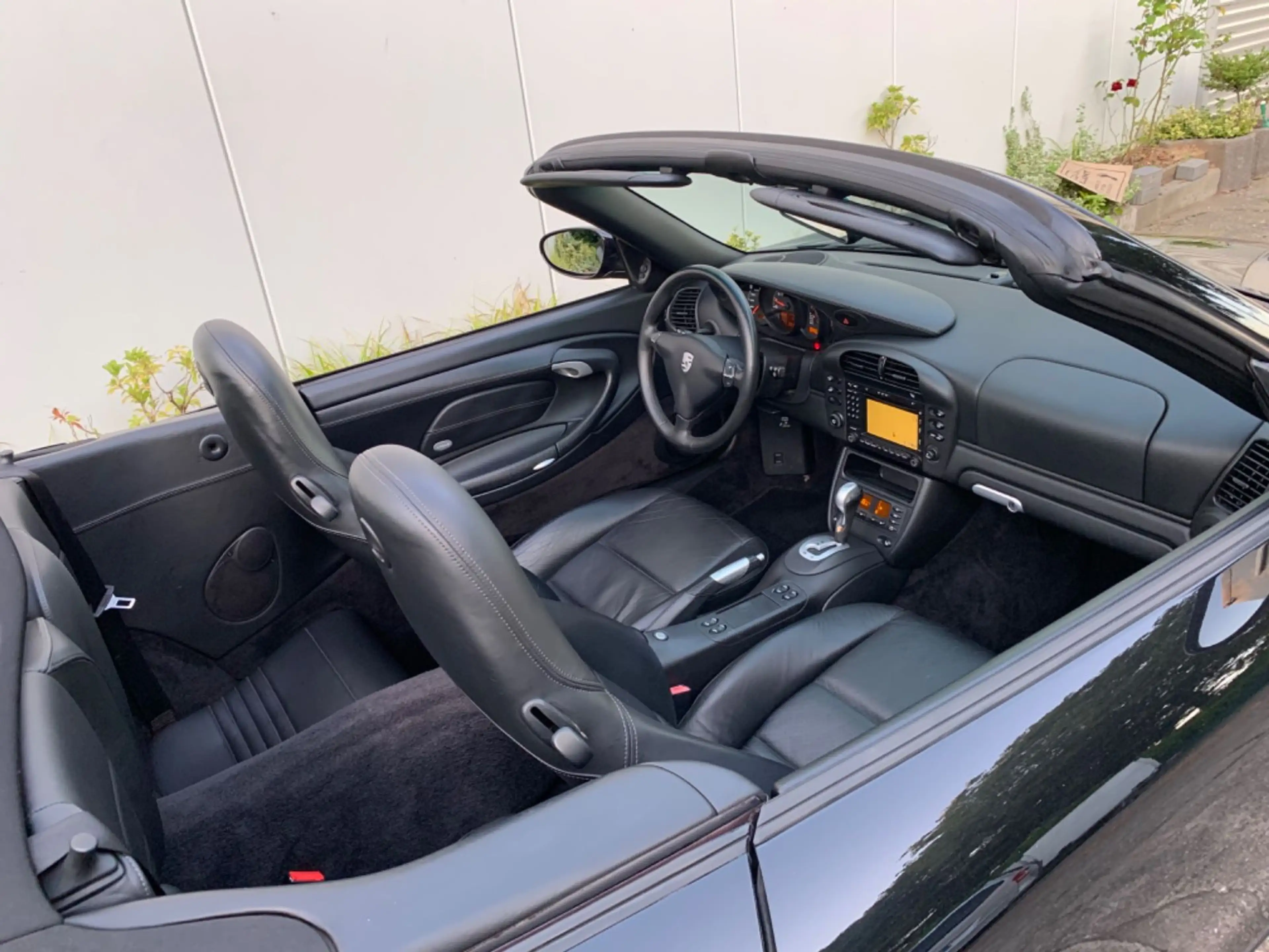 Porsche 996 Carrera Cabrio Navi, Klappe, sehr guter Zustand! — photo 6