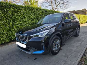 66.5 kWh xDrive30