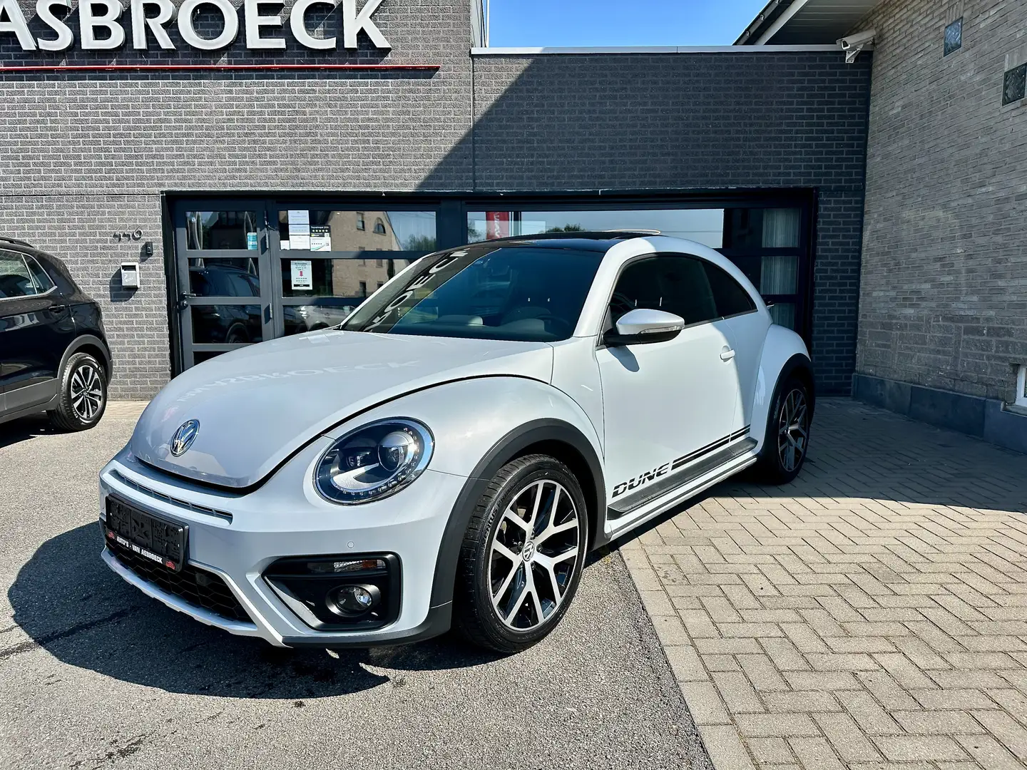 Volkswagen Beetle 1.2 TSI Dune*37.000 Km*Camera*PanoDak*GPS*Xenon* Weiß - 1