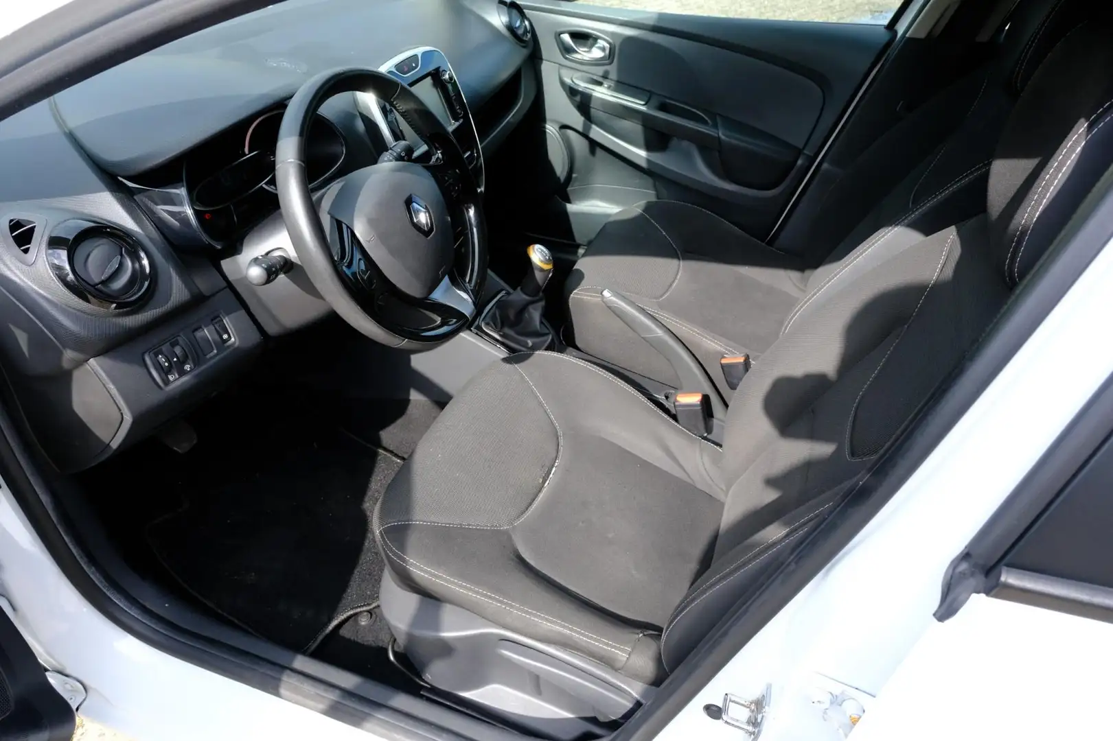 Renault Clio Estate 1.5 dCi ECO Expression|Navi|Trekhaak|Cruise White - 2