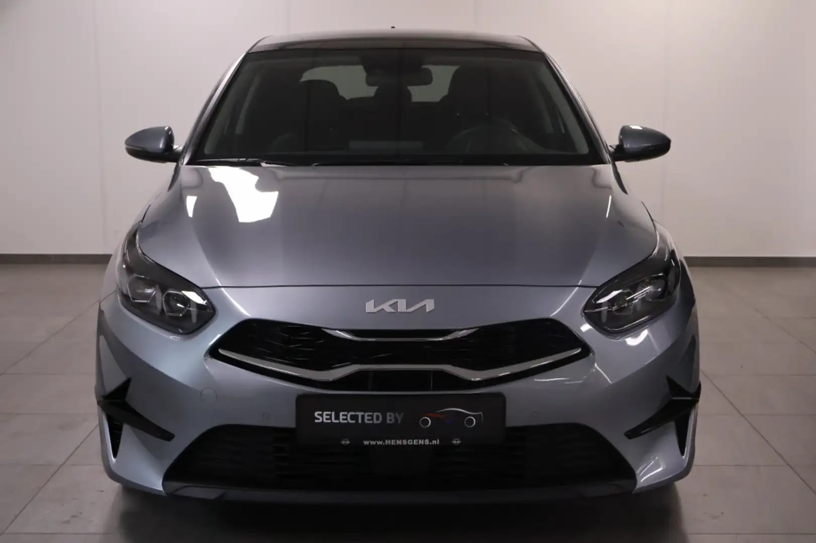 Kia Ceed / cee'd 1.0 T-GDi MHEV Limited Edition | Bomvol! | 1e Eige Grijs - 2