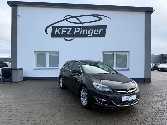 Opel Astra main image