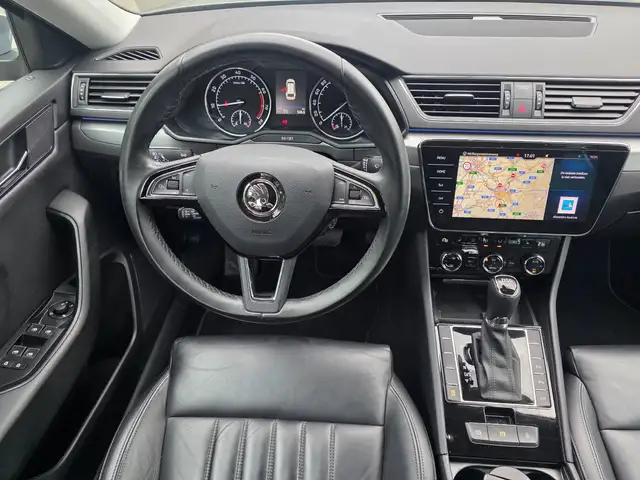 Skoda Superb view 14