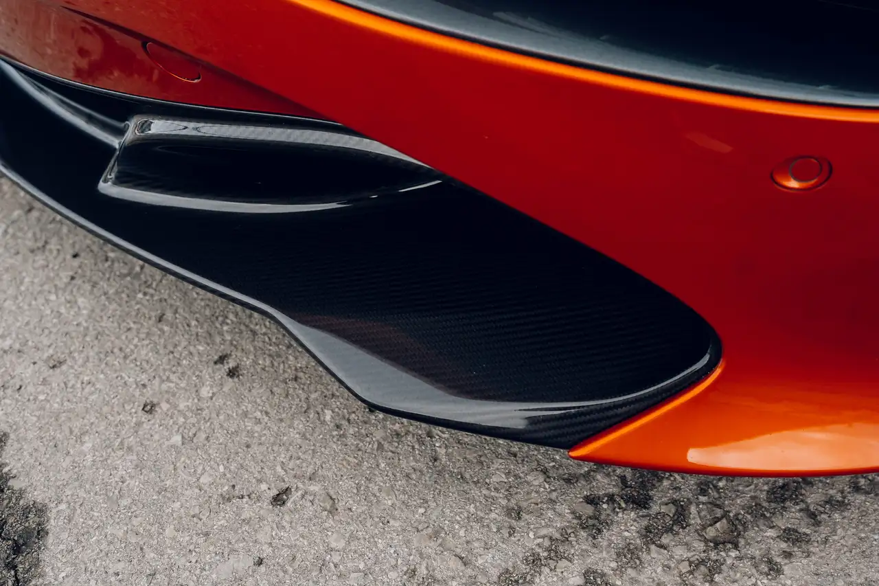 McLaren 720S снимка McLaren 720S