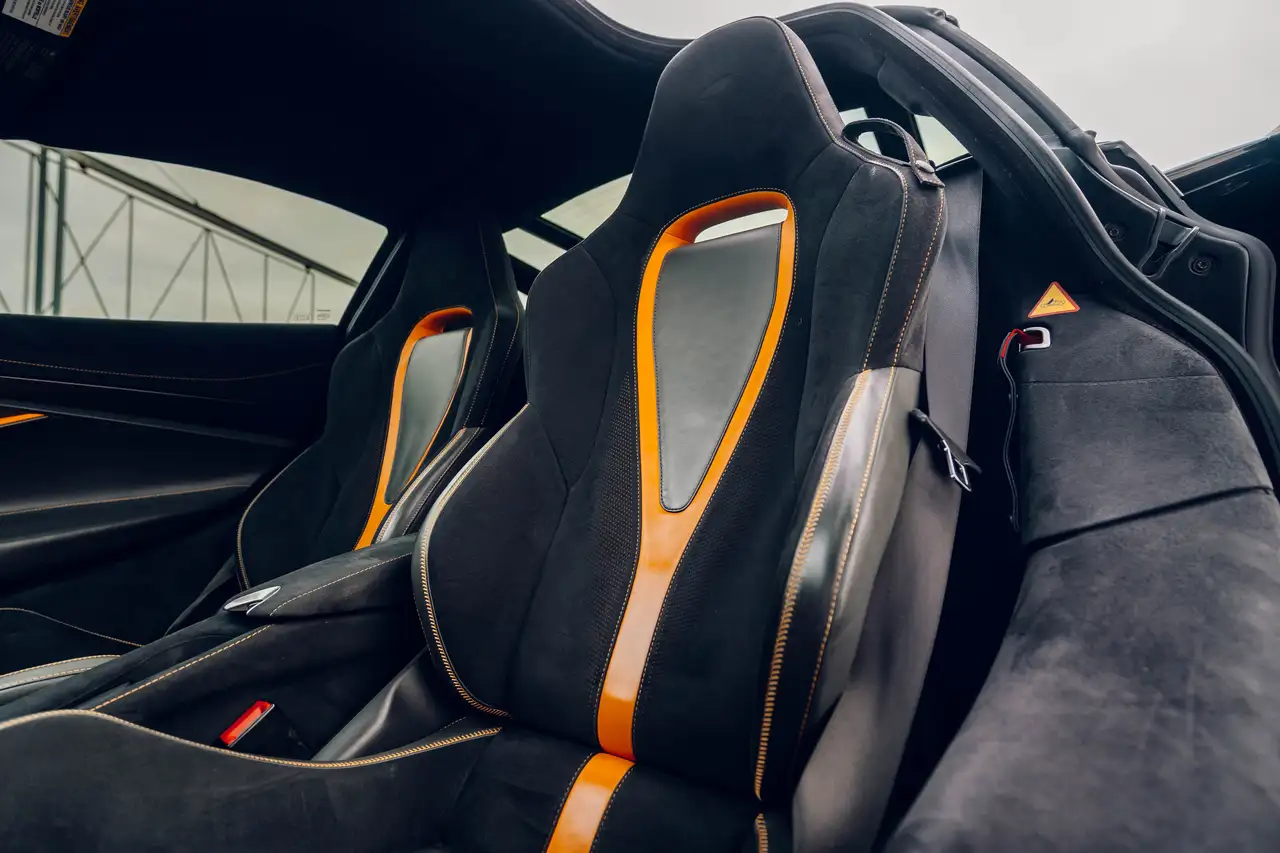 McLaren 720S снимка McLaren 720S