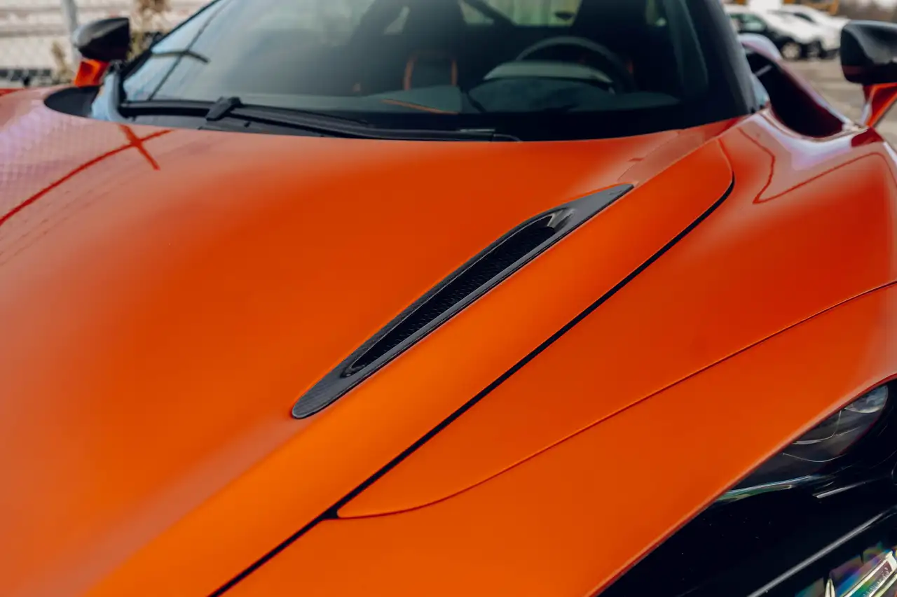 McLaren 720S снимка McLaren 720S