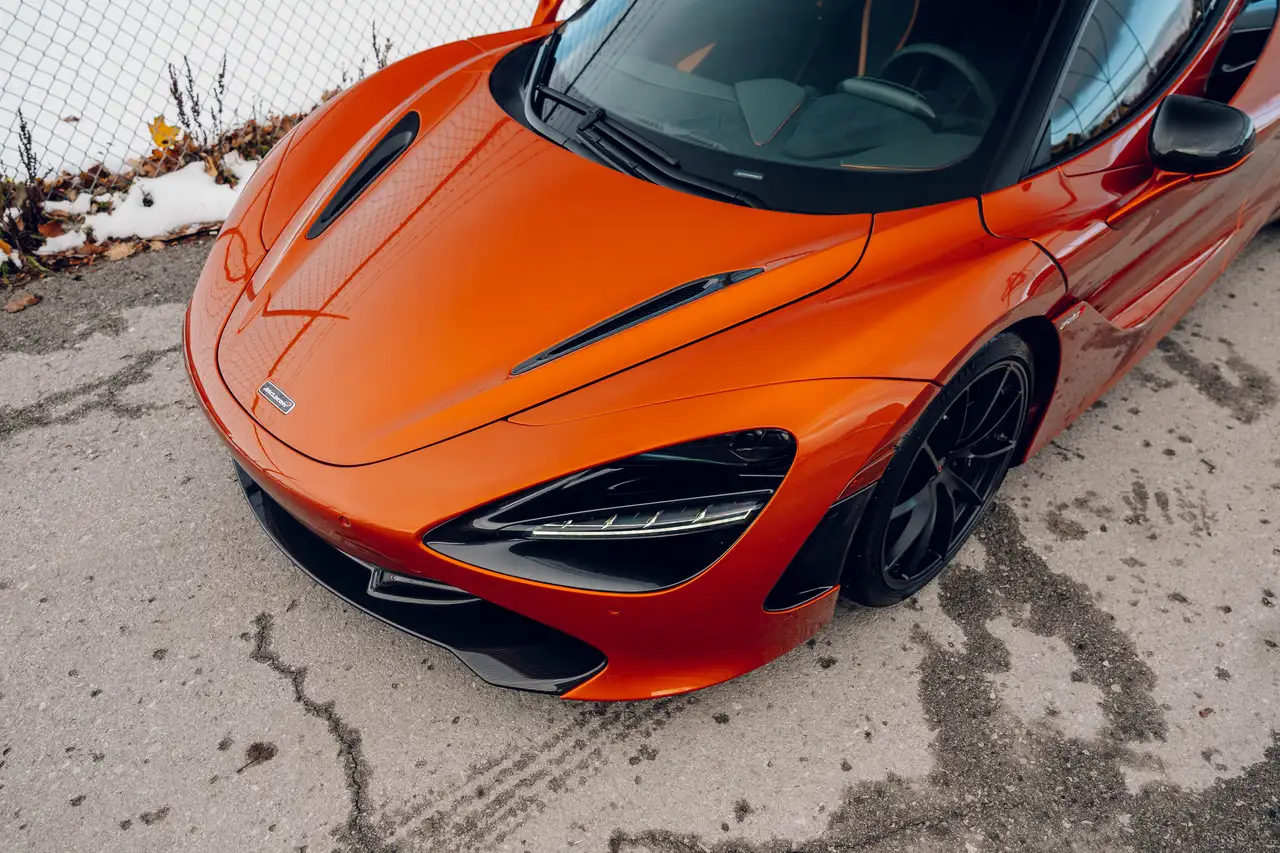 McLaren 720S снимка McLaren 720S
