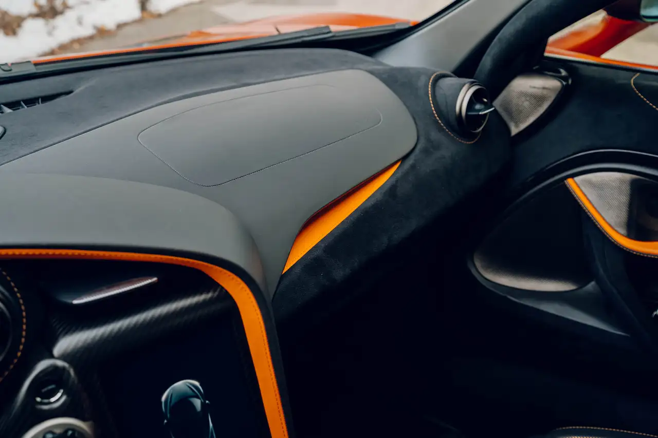 McLaren 720S снимка McLaren 720S