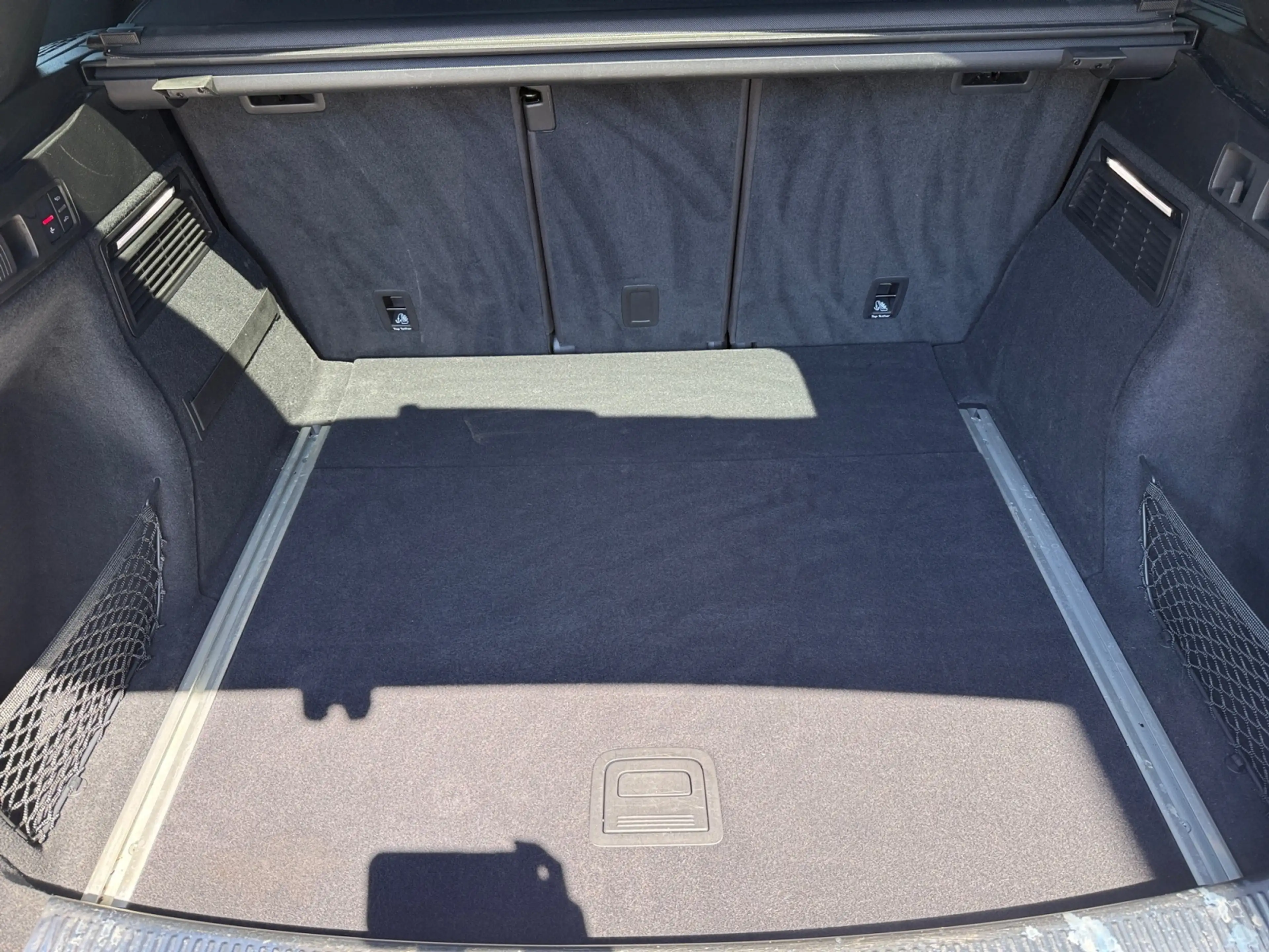 Audi SQ5 3.0 TDI quattro ACC AHK SHZ Navi Pano Matrix-LED — photo 11