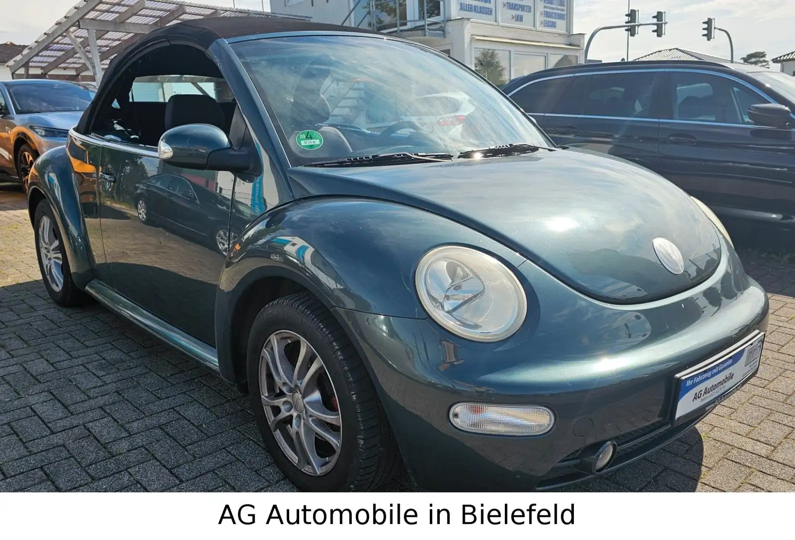 Volkswagen New Beetle Cabriolet 1.4 Verde - 1