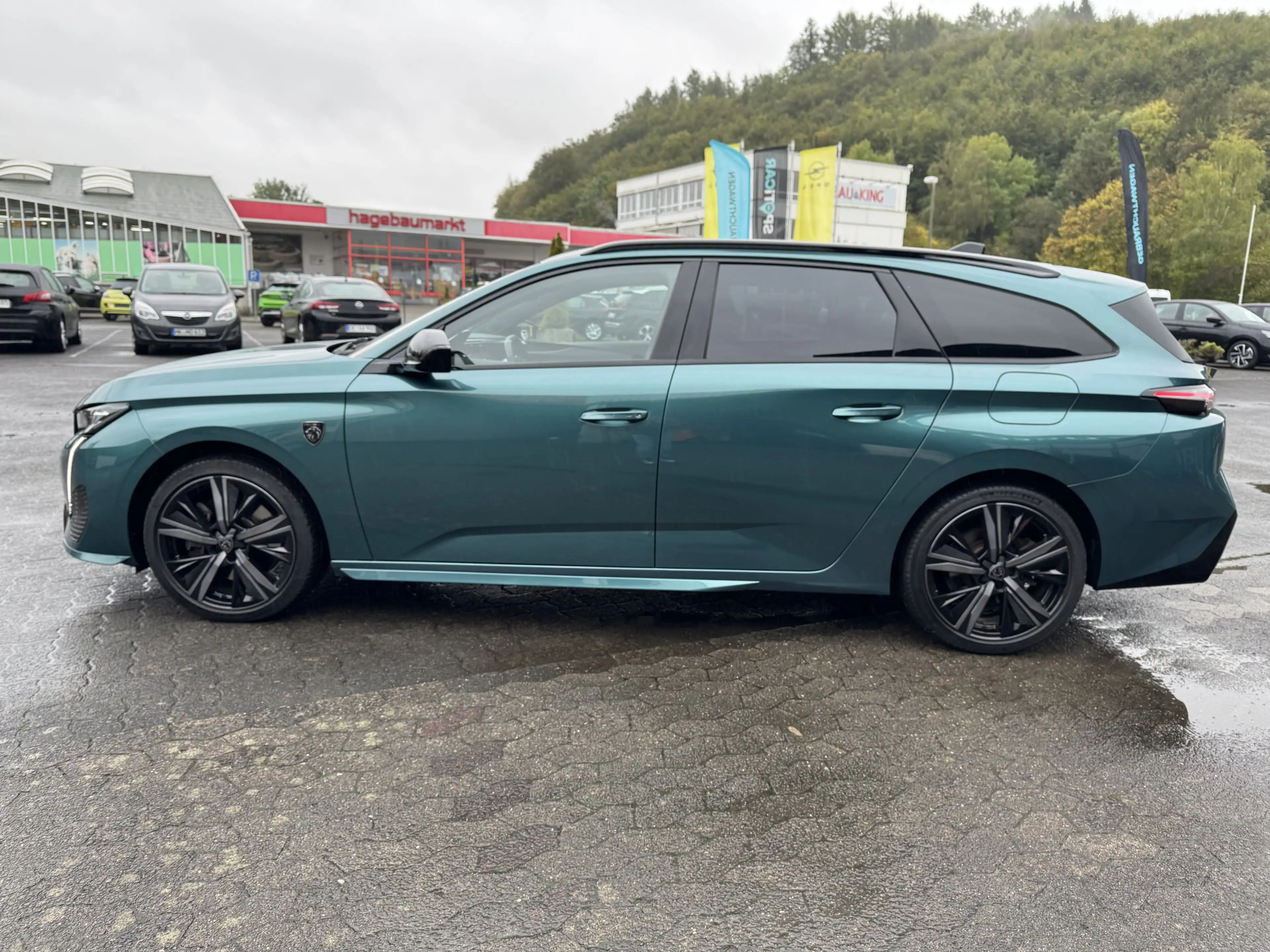 Peugeot 308 GT Pack Plug-in Hybrid 180PS | Schiebedach | Anhängerkupplung abnehmbar | Navigation — photo 9