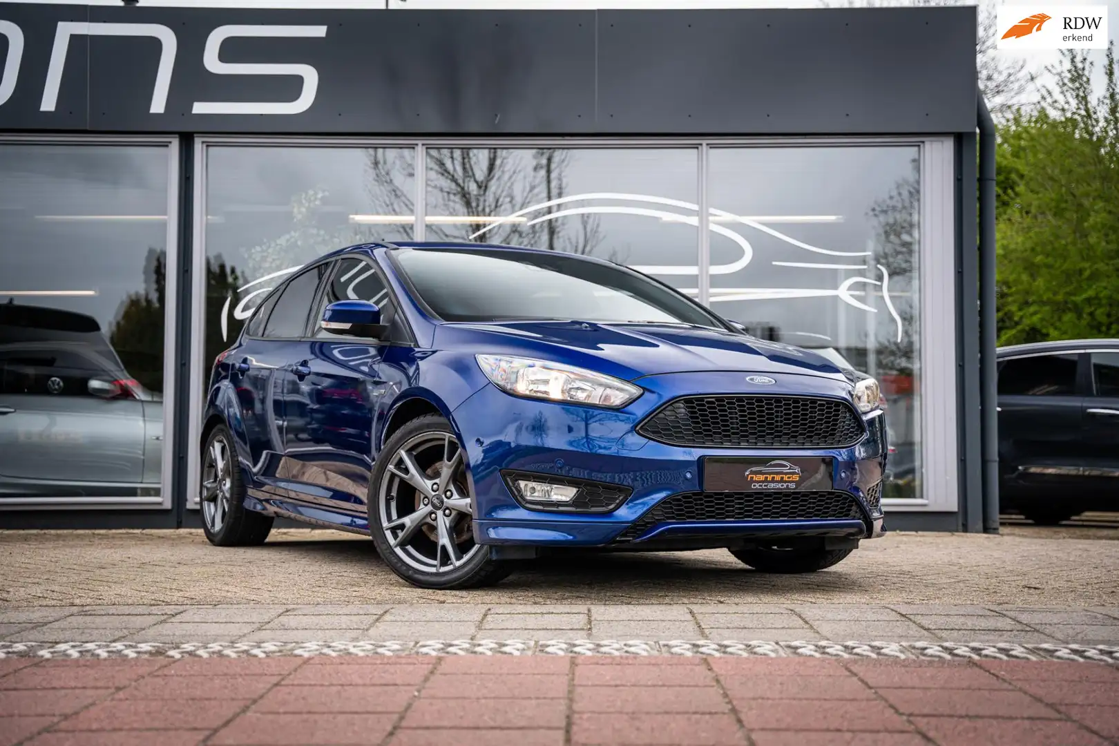 Ford Focus Wagon 1.5 ST-Line|18''|Navigatie|Stoelverw|Android Blau - 1