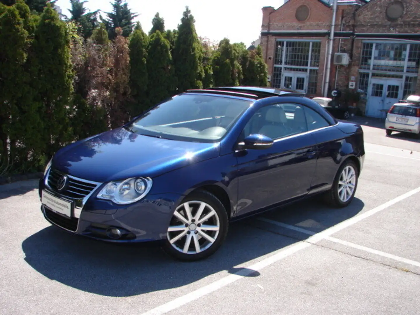 Volkswagen Eos 2,0 TDI DPF DSG Blau - 1